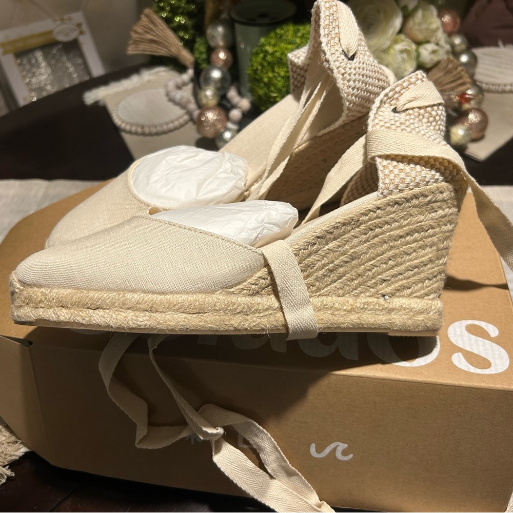 Soludos espadrille linen sandals, size 11, brand new in box